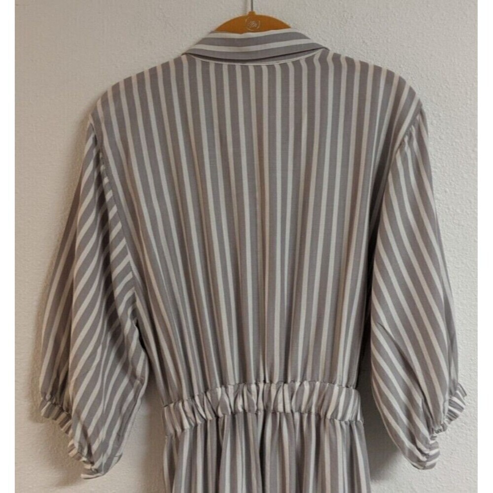 Women's Ann Taylor Loft Lounge Gray & White Striped Button Front Belted Dress M - Picture 7 of 11